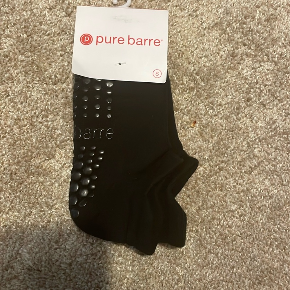 Pure Barre grip socks NWT